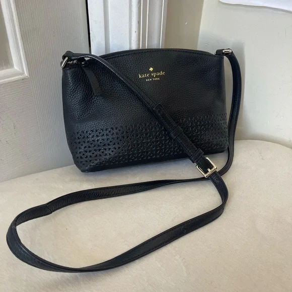 kate spade black pebbled leather crossbody with perforated detail EUC - Picture 2 of 10